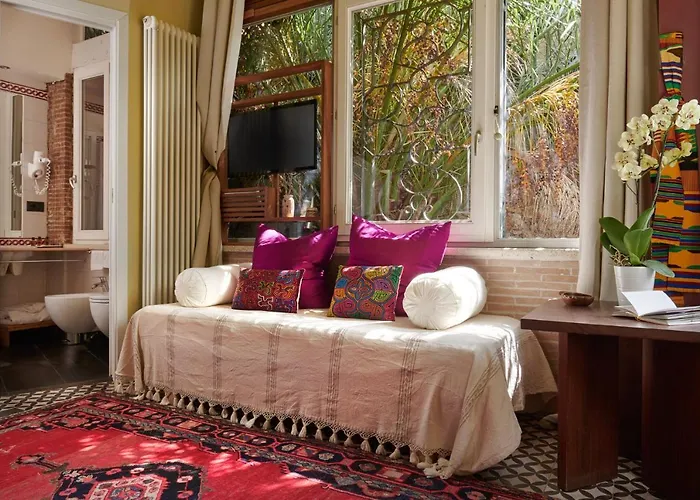Hotel Palm Gallery